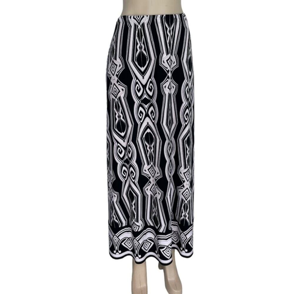 Chico's Travelers Geometric Long Black Ivory Maxi Skirt Size 1 Small/Medium